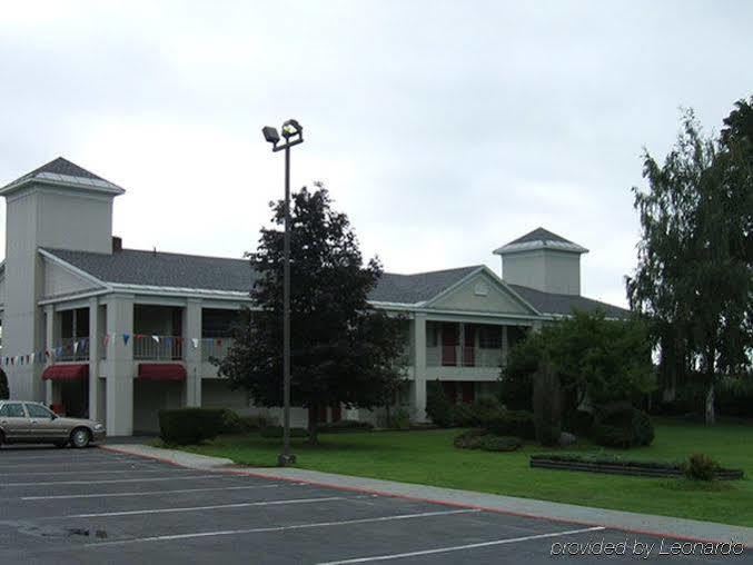 Hotel Coxsackie I-87 North Exterior photo