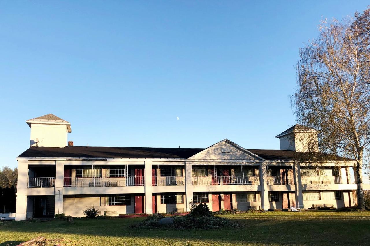 Hotel Coxsackie I-87 North Exterior photo