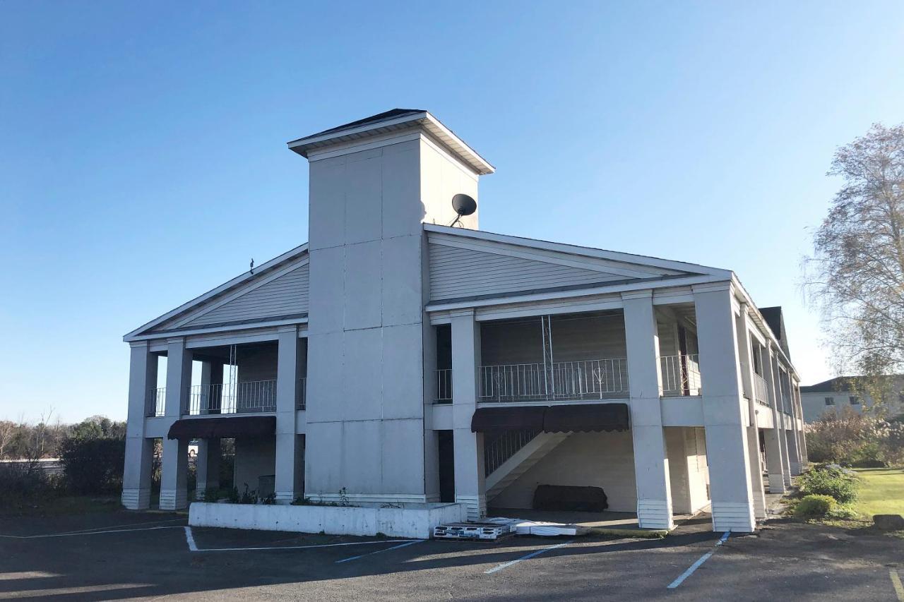 Hotel Coxsackie I-87 North Exterior photo